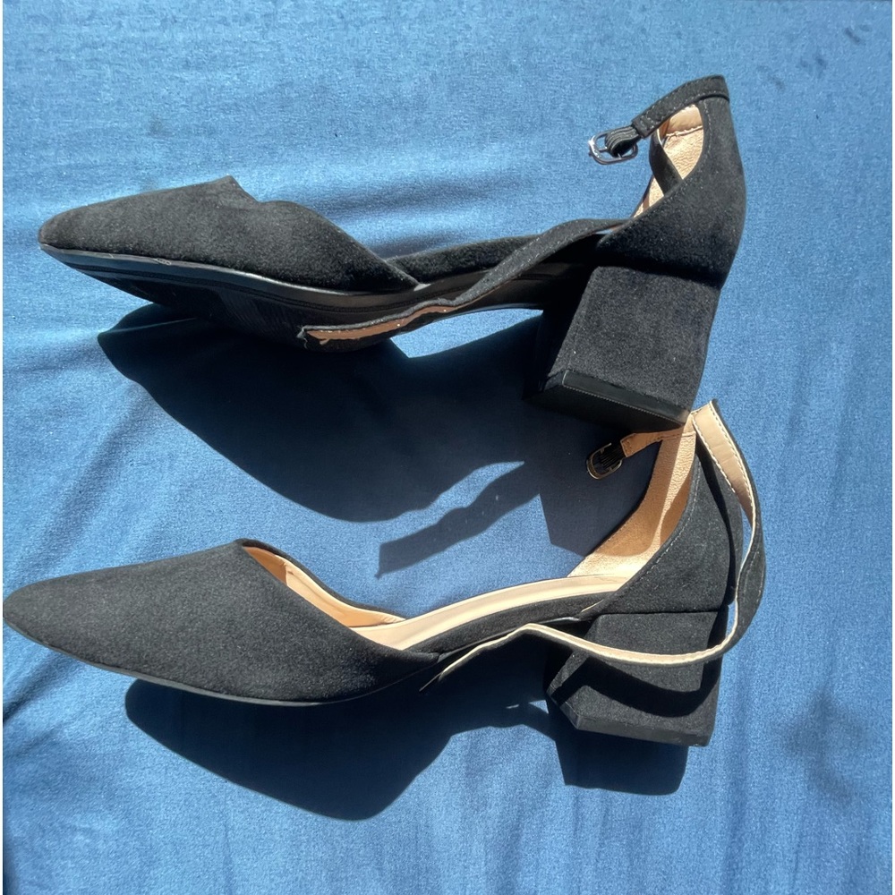 Heels - Picture 3 of 8